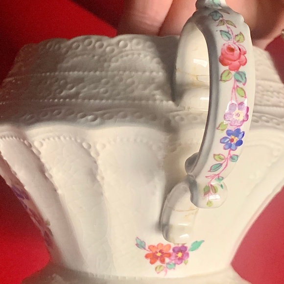 Spode Sugar Bowl & Lid Ann Hathaway Print on Jewel Pattern. Sugar Bowl by Spode - Picture 7 of 9